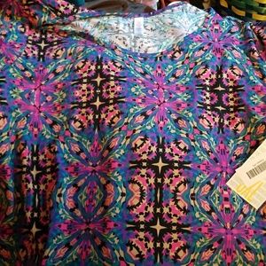 Lularoe classic t